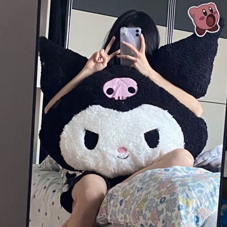 40cm Cartoon Kuromi Doll Stuffed Toys Children Sanrio Plush Toys Sofa Large Throw Pillow Creative Couple Bed Pillow Cushion Cute Doll Gift for Kids Cute Doll Pillow hanya RM18.50 di Shopee