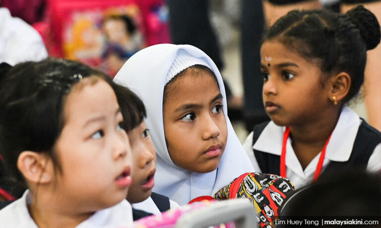 Pemuda DAP Melaka: Ibu bapa harus memiliki kebebasan dalam menentukan sekolah anaknya.